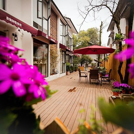 Two Towns Hostel Ханчжоу Экстерьер фото