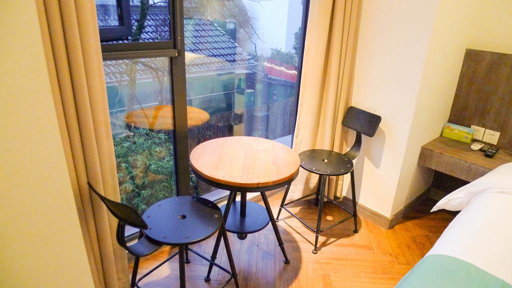 Two Towns Hostel Ханчжоу Номер фото