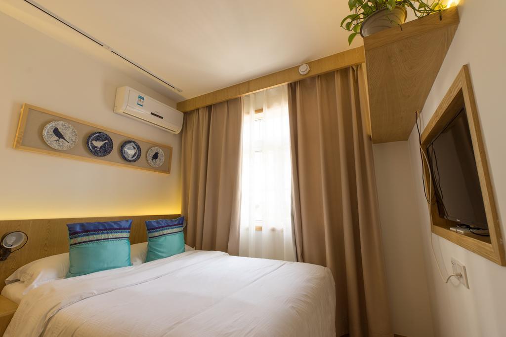 Two Towns Hostel Ханчжоу Экстерьер фото